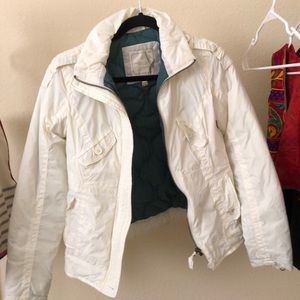American Eagle Outfitters White Puffer Jacket